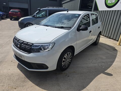 Dacia Sandero AMBIANCE SCE 6