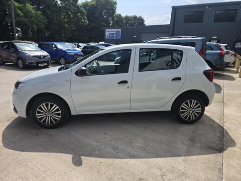 Dacia Sandero AMBIANCE SCE 10