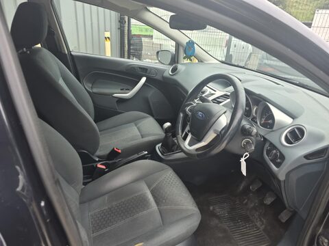 Ford Fiesta ZETEC TDCI 9