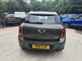 Mini Countryman COOPER 5