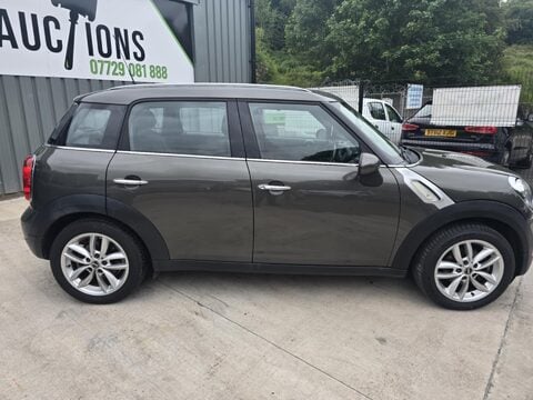 Mini Countryman COOPER 2