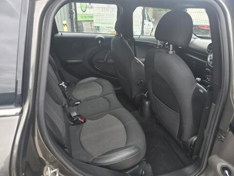 Mini Countryman COOPER 10