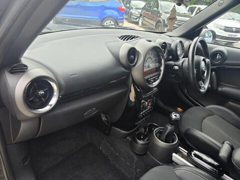 Mini Countryman COOPER 11