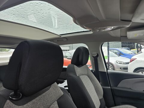 Citroen C4 Picasso BLUEHDI SELECTION 11