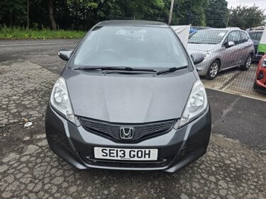 Honda Jazz I-VTEC ES PLUS 1