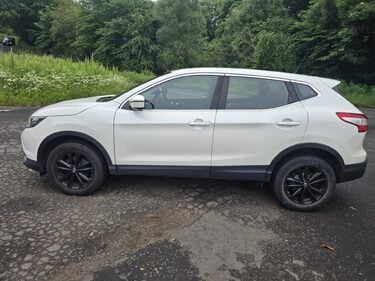 Nissan Qashqai ACENTA DIG-T SMART VISION 3
