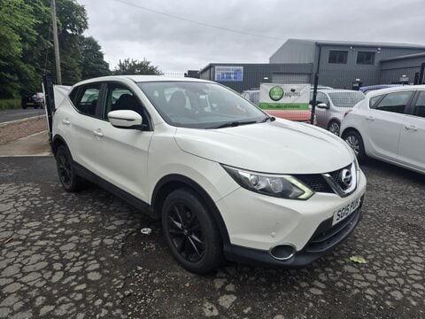 Nissan Qashqai ACENTA DIG-T SMART VISION 1