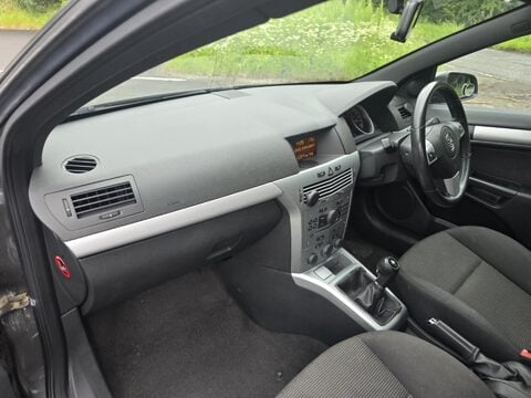 Vauxhall Astra SRI XP 10