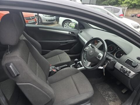 Vauxhall Astra SRI XP 7