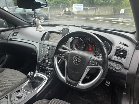 Vauxhall Insignia SRI NAV VX-LINE CDTI 6