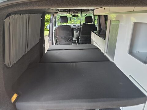 Volkswagen Transporter T30 TDI P/V TRENDLINE BMT CAMPERVAN 4 BIRTH AUTO LWB 3