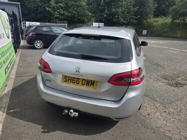 Peugeot 308 BLUE HDI S/S SW ACTIVE 3