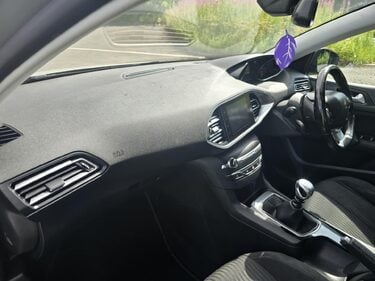 Peugeot 308 BLUE HDI S/S SW ACTIVE 4