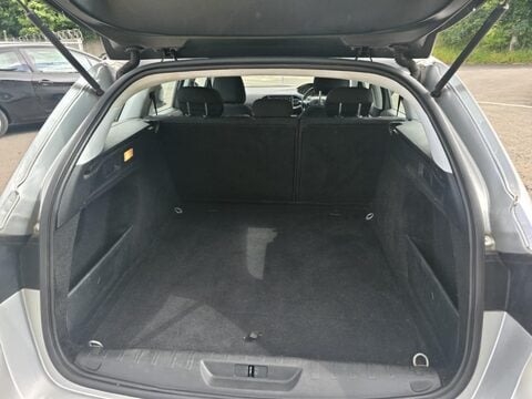 Peugeot 308 BLUE HDI S/S SW ACTIVE 12