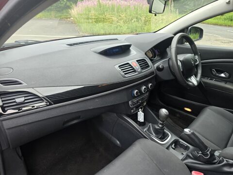 Renault Megane I-MUSIC VVT 10