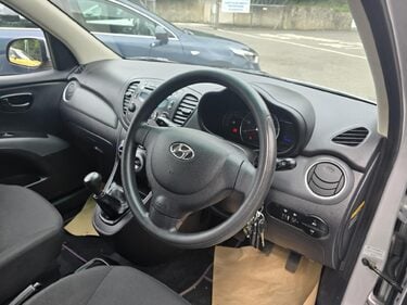 Hyundai i10 ACTIVE 4