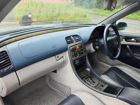 Mercedes-Benz CLK CLK320 AVANTGARDE 8
