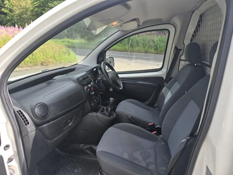 Peugeot Bipper HDI PROFESSIONAL 8