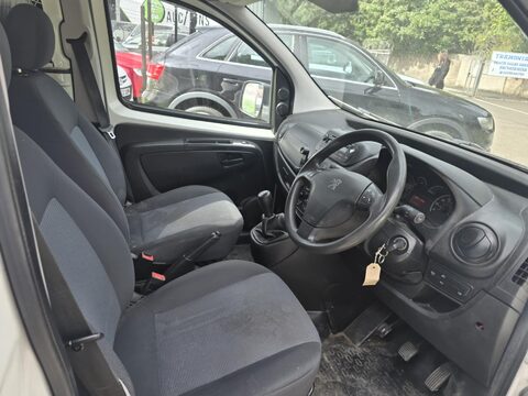 Peugeot Bipper HDI PROFESSIONAL 6