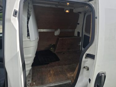 Peugeot Bipper HDI PROFESSIONAL 4