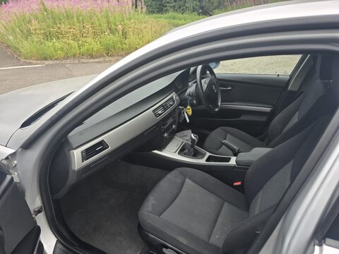 BMW 3 Series 318I SE 6