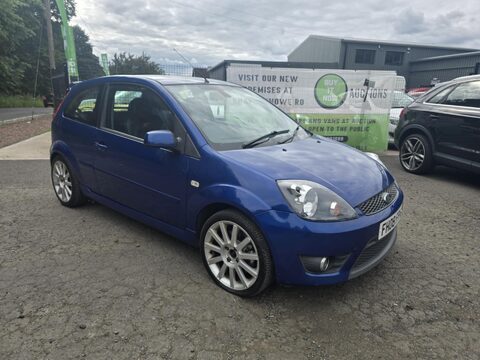 Ford Fiesta ST 16V 1