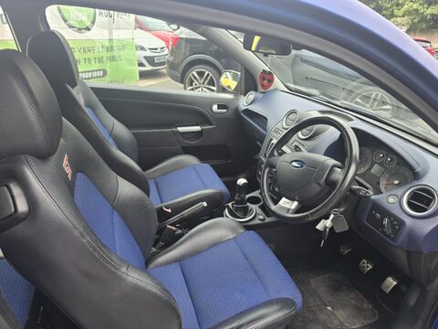 Ford Fiesta ST 16V 4