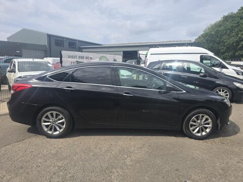Hyundai i40 CRDI SE NAV BLUE DRIVE 6