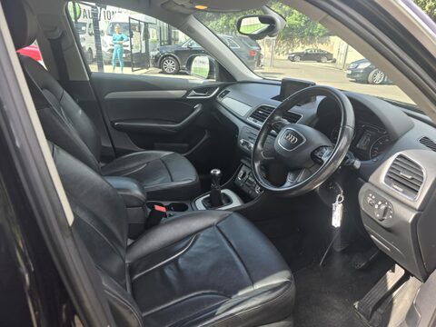 Audi Q3 TDI SE 8