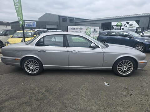 Jaguar XJ TDVI EXECUTIVE 4