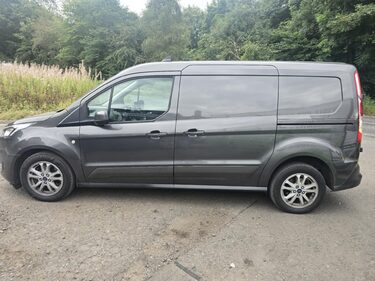 Ford Transit Connect 240 LIMITED TDCI 3