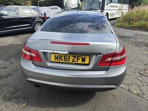 Mercedes-Benz E Class E350 CDI BLUEEFFICIENCY AVANTGARDE ED125 2