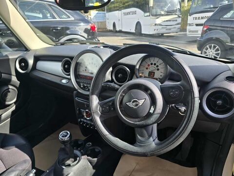 Mini Hatch COOPER 11