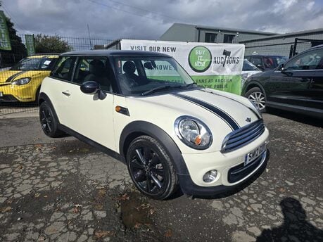 Mini Hatch COOPER