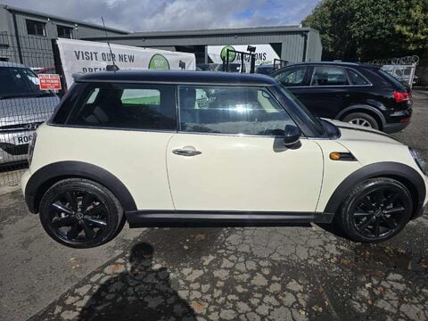 Mini Hatch COOPER 7