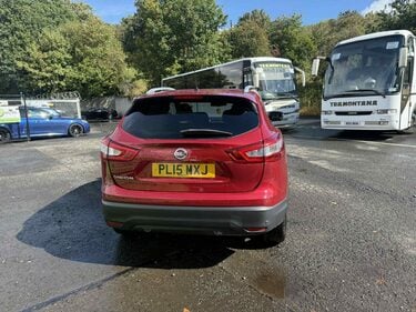 Nissan Qashqai TEKNA DIG-T 1