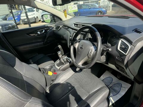 Nissan Qashqai TEKNA DIG-T 11