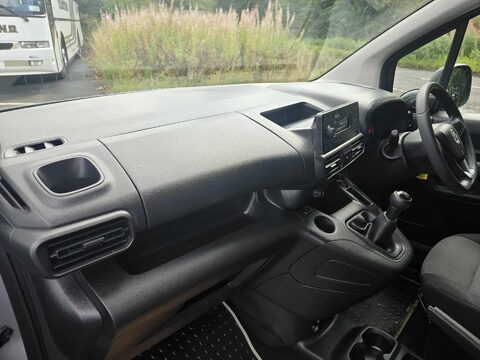 Vauxhall Combo L2H1 2300 EDITION S/S 9