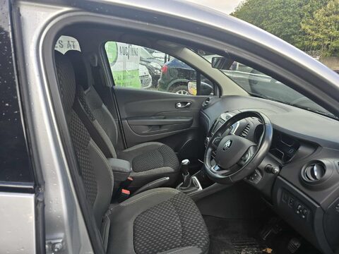 Renault Captur DYNAMIQUE S NAV TCE 9