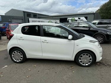 Citroen C1 PURETECH FEEL 4