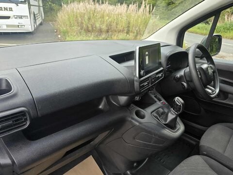 Citroen Berlingo 650 ENTERPRISE M BLUEHDI S/S 8