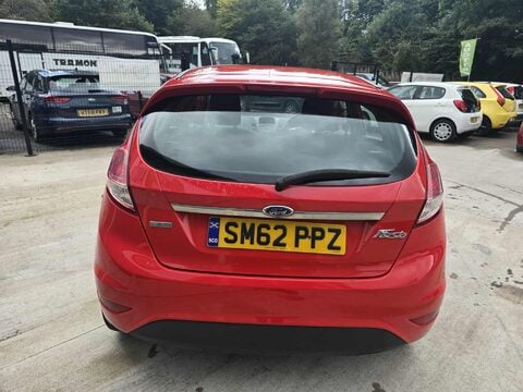 Ford Fiesta ZETEC TDCI 6