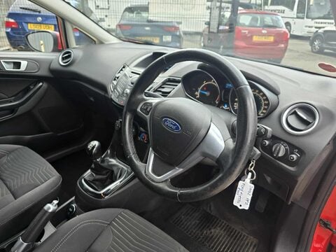 Ford Fiesta ZETEC TDCI 8