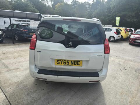 Peugeot 5008 BLUE HDI S/S ACTIVE 6
