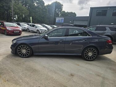 Mercedes-Benz E Class E350 BLUETEC AMG SPORT 1