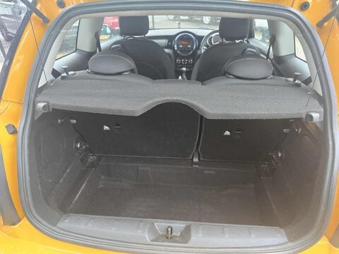 Mini Hatch COOPER 8