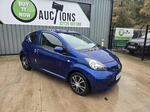 Toyota Aygo BLUE VVT-I 1