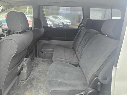 Toyota Alphard 7 SEATER AUTO 8