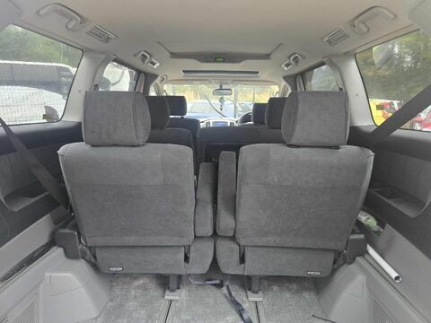 Toyota Alphard 7 SEATER AUTO 7