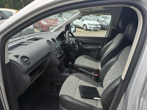 Volkswagen Caddy C20 MATCH TDI 102 11